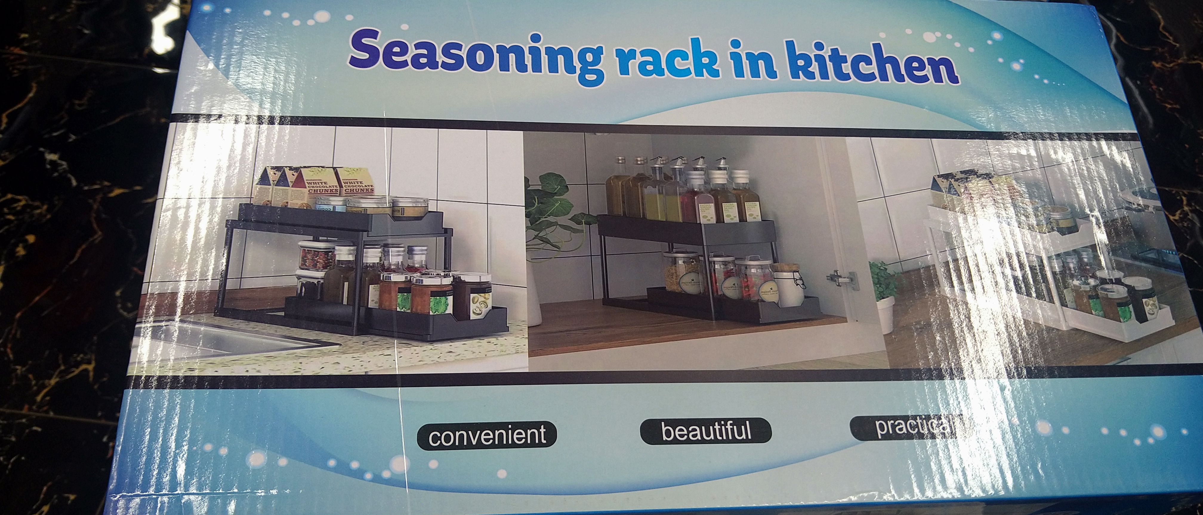 Seasoning rack in kitchen